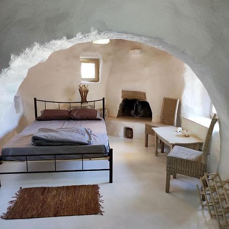 Pyrgi Artemis Place Mykonos Town Exterior photo